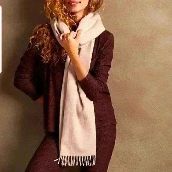 Banana Republic Brushed Marled Cardigan - Picture 13 of 15